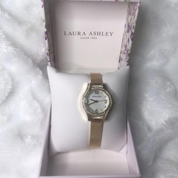 NWT Laura Ashley Mini Gold & Crystal Mesh Bracelet Watch - Picture 1 of 5